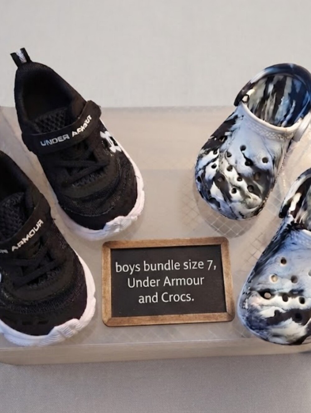 ⭐Boys Bundle⭐Under Armour And Crocs Both Size 7